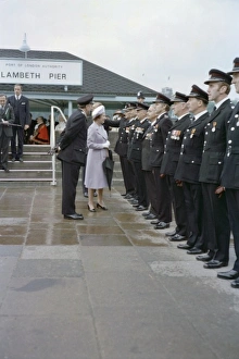 Images Dated 31st May 1977: Queen Elizabeth II and Prince Philip at Lambeth Pier