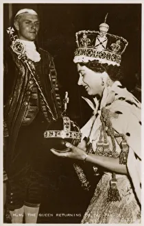 Images Dated 3rd May 2018: Queen Elizabeth II - Returning to the Palace - Coronation