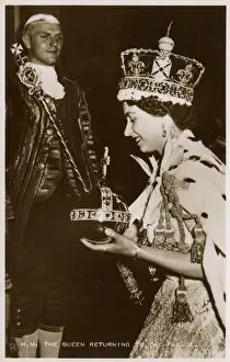 Jewels Prints: Queen Elizabeth II - Returning to the Palace - Coronation