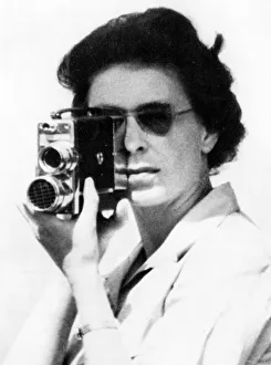 Images Dated 16th May 2011: Queen Elizabeth II uses a cine camera