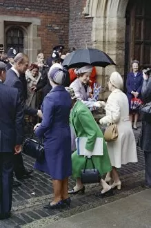 Images Dated 31st May 1977: Queen Elizabeth II visiting the London Fire Brigade