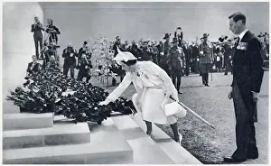 Poppy Prints: Queen Elizabeth spontaneously placing a single poppy upon the wreath previously laid by the King at the Australian War