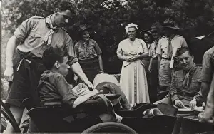 Juliana Prints: Queen Juliana with Dutch boy scouts