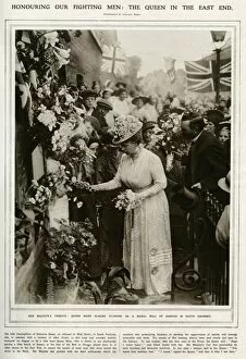 Images Dated 10th February 2016: Queen Mary inspecting tribute to East End patriotism