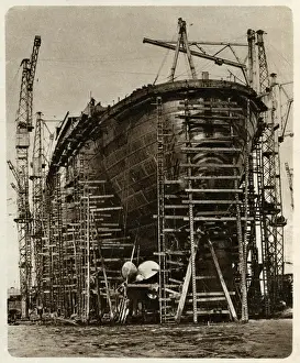 Oceanic Prints: Queen Mary Ocean Liner, in construction