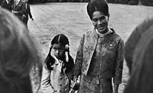 Thailand Prints: Queen Sirikit of Thailand her daughter Princess Chulabhorn