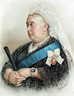 Sash Collection: Queen Victoria holding a fan