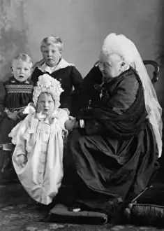 Queen Victoria with her Wales great-grandchildren