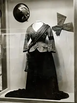 Queen Victorias uniform, 1st VC Presentation Parade