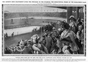 Images Dated 30th March 2012: The Queens Excitement over the Struggle in the Stadium: Th