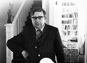Images Dated 4th September 2015: A R G OWEN