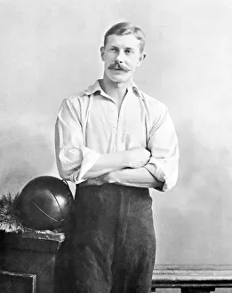 R R Sandilands