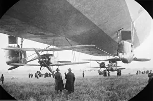 Airships Gallery: R33 Airship Carrying Gloster Grebe Biplane
