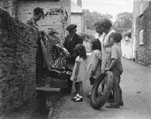 Gather Gallery: Rag and Bone Man