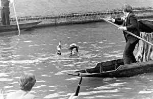 Rag week stunt on the river, Cambridge University