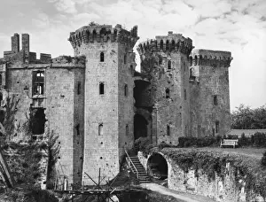 Raglan Prints: Raglan Castle