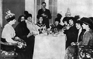Images Dated 5th May 2017: Rasputin surrounded by admiring women, Russia