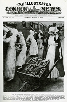 Images Dated 10th February 2016: Ravitailleuses delivering bread and comforts to soldiers