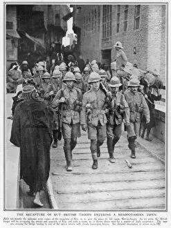 Amara Collection: The Recapture of Kut-el-Amara, 1917 - British Troops enterin
