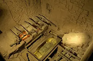 Mochica Prints: Reconstruction of the tomb. Moche or Mochica
