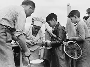 Refugee children WWII