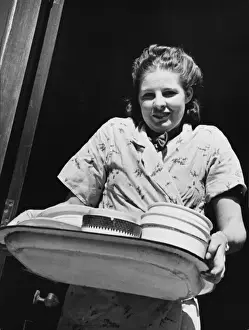 Crockery Prints: Refugee preparation WWII