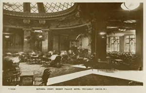 Rotunda Prints: Regent Palace Hotel - Piccadilly Circus, London, W1
