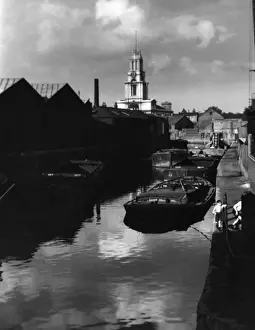 Regents Canal at Limehouse Basin