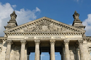 Images Dated 24th August 2007: Reichstag building, Berlin, Germany