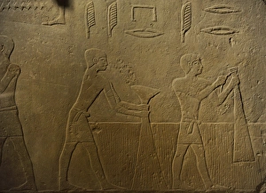Relief depicting a men harvesting in presence of Hetepet. De Relief depicting a men harvesting in presence of Hetepet. De
