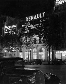 Renault Showroom / France