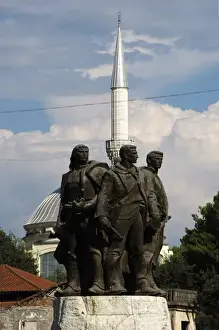 Albania Prints: REPUBLIC OF ALBANIA. Shkodra (Scutari) 5 Heroes Monument