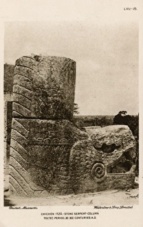 Images Dated 3rd November 2016: Rest of a pennate pillar - warriors temple, Chichen Itza