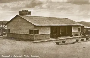 Bars Prints: Restaurant Bella Romagna in Dekemhare, Eritrea