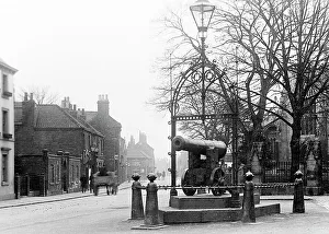 Retford Prints: Retford Old Cannon early 1900s