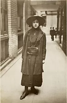 Alley Way Gallery: Reuter Telegraph Messenger Girl, London