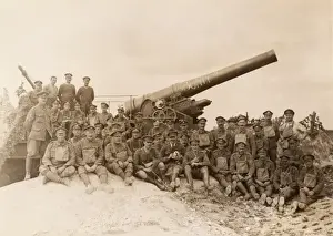 Inch Prints: RGA crew with Howitzer named Bunty, Western Front, WW1