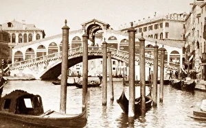 Rialto Prints: Rialto Bridge, Grand Canal, Venice, Italy