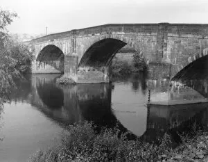 Images Dated 4th August 2011: Ribchester Bridge