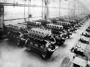 Crossley Gallery: Ricardo tank engines in a workshop, WW1