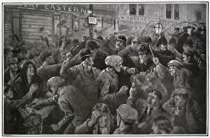 Images Dated 8th April 2021: Riots in Belfast, 1920