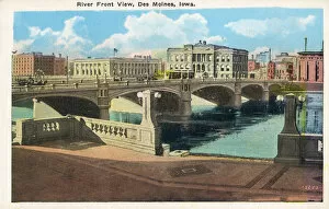 River front view - Des Moines, Iowa, USA Date: circa 1910s