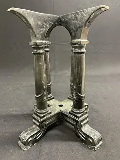RMS Mauretania, First Class dining room, cast iron chair bas