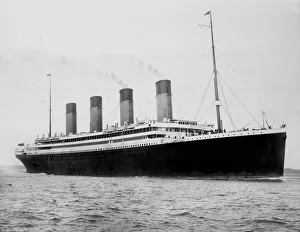 Images Dated 2nd November 2010: RMS Olympic