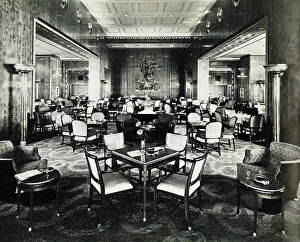Lounge Collection: RMS Queen Elizabeth, Main Lounge