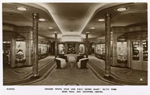 Sofas Prints: RMS Queen Mary, Cunard White Star Line, main hall
