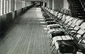 Deckchairs Prints: RMS Queen Mary, Enclosed Promenade Deck
