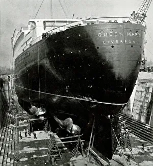 Minute Prints: RMS Queen Mary, hull and propellers