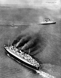 Setting Gallery: R.M.S. Queen Mary and R.M.S. Queen Elizabeth, off Cowes