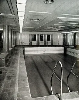 RMS Queen Mary, Swimming Pool, Tourist Deck